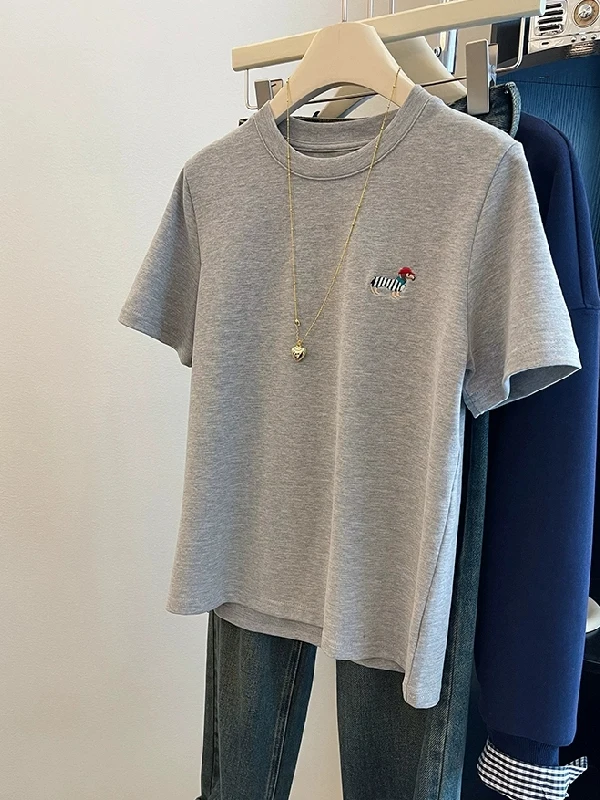 

plus Size Women's Grey Embroidered Dog Short Sleeve T-Shirt Loose Fit Summer Base Layer Shirt Half Sleeve Top Casual Style Pu...