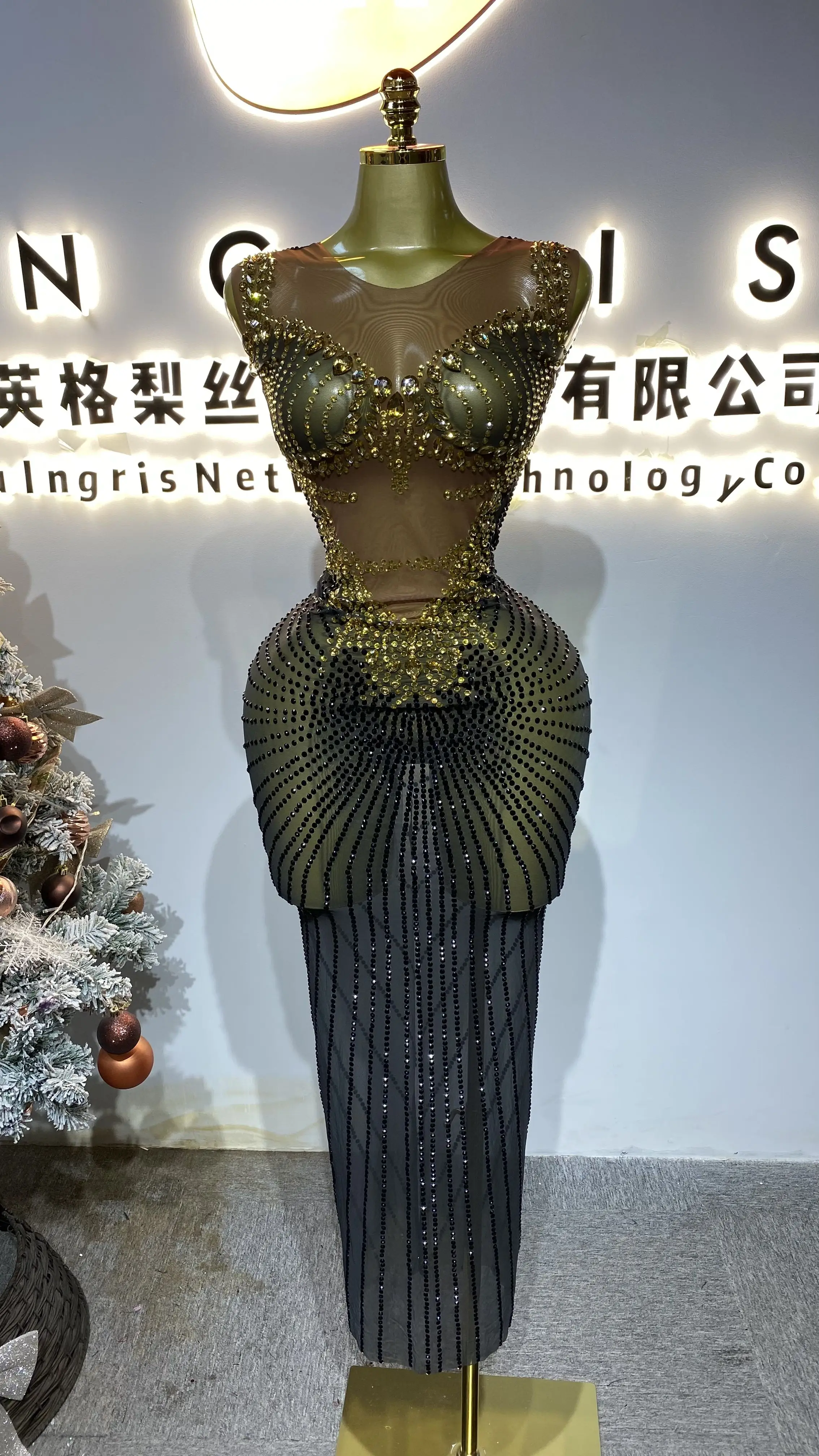 

High-quality new beaded dress with rhinestones and crystals, sexy women's dress for prom and club parties.-GZXX356