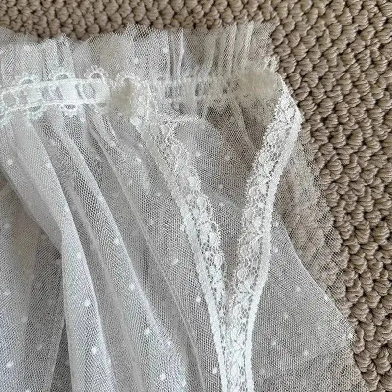 Pleated 레이스 한국어 스타일 스커트 커튼 꽃 인쇄 캐주얼 미니 스커트 레이스 업 패션 방귀 커튼 Y2k 화이트 스커트 여성을위한