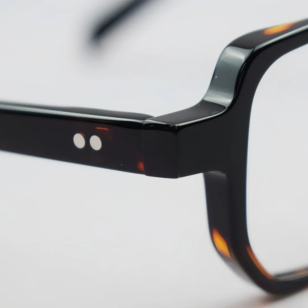 แว่นตาแฟชั่นทรงสี่เหลี่ยมผืนผ้าสำหรับผู้ชายสายตาสั้น กรอบอะซิเตท