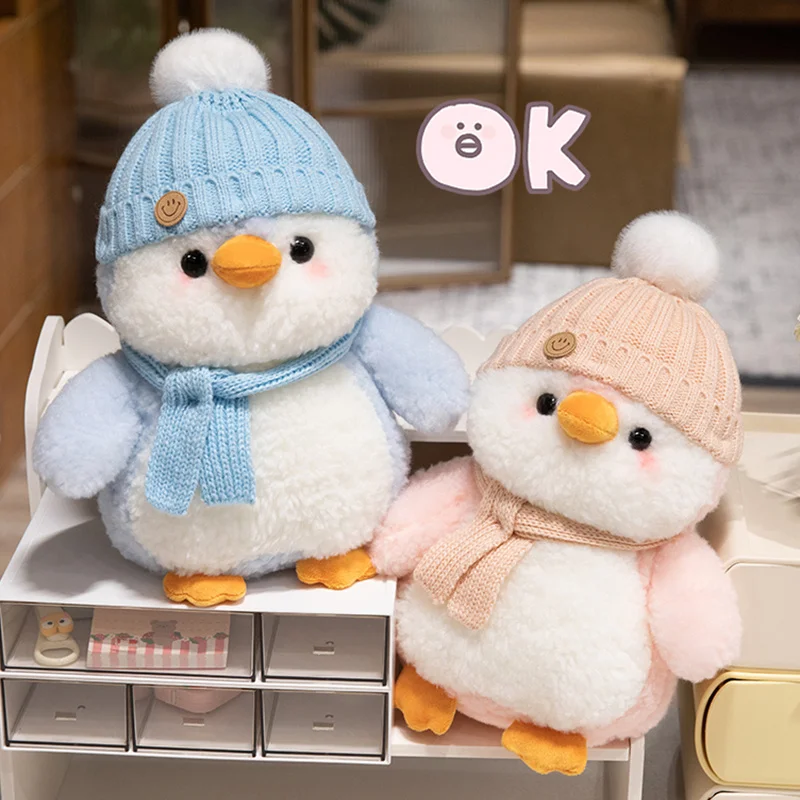 30 ซม.การ์ตูนน่ารัก Penguin Plush ตุ๊กตาสัตว์ตุ๊กตาคุณภาพสูงผ้าพันคอหมวก Penguin Plush ของเล่นตกแต่งบ้านของขวัญหญิง