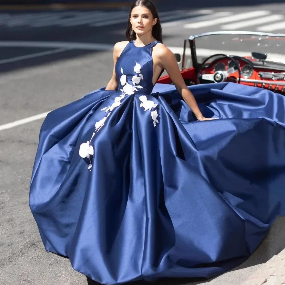 

Modern Navy Blue Formal Evening Dress O Neck Lace Appliques Satin A-line Prom Gowns Celebrity Dresses Customized