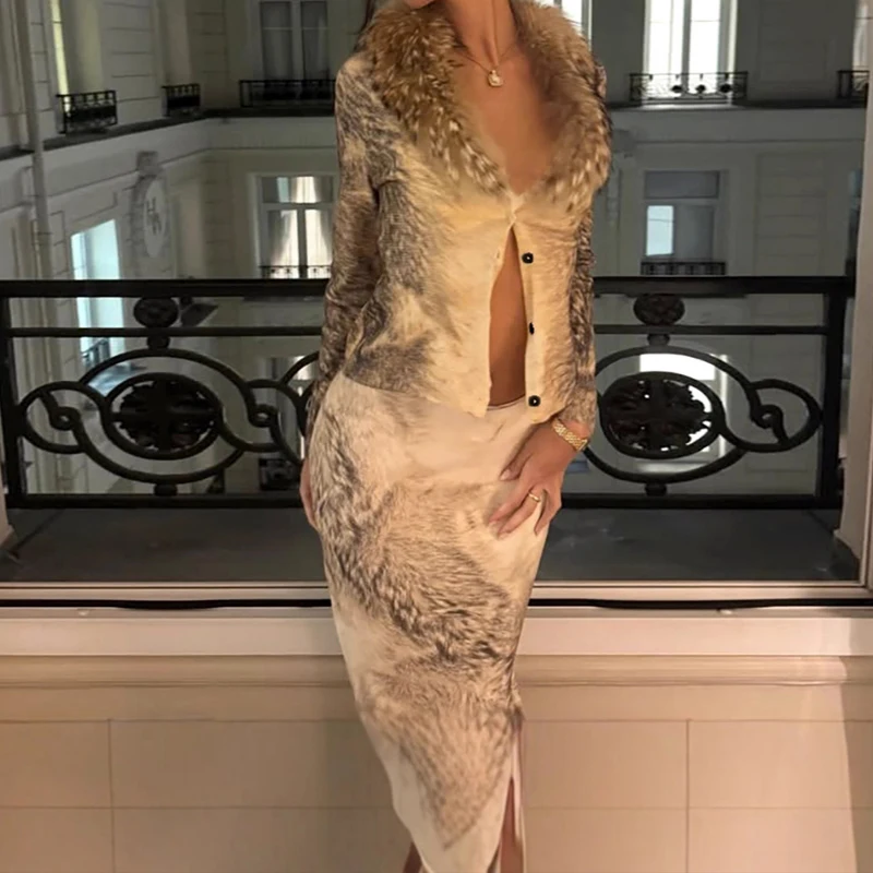 

Осень-зима Новые тонкие комплекты из двух предметов с принтом Элегантные женские юбки с запахом на бедрах Комплект сексуальных меховых топов с v-образным вырезом и длинными рукавами и полуюбки