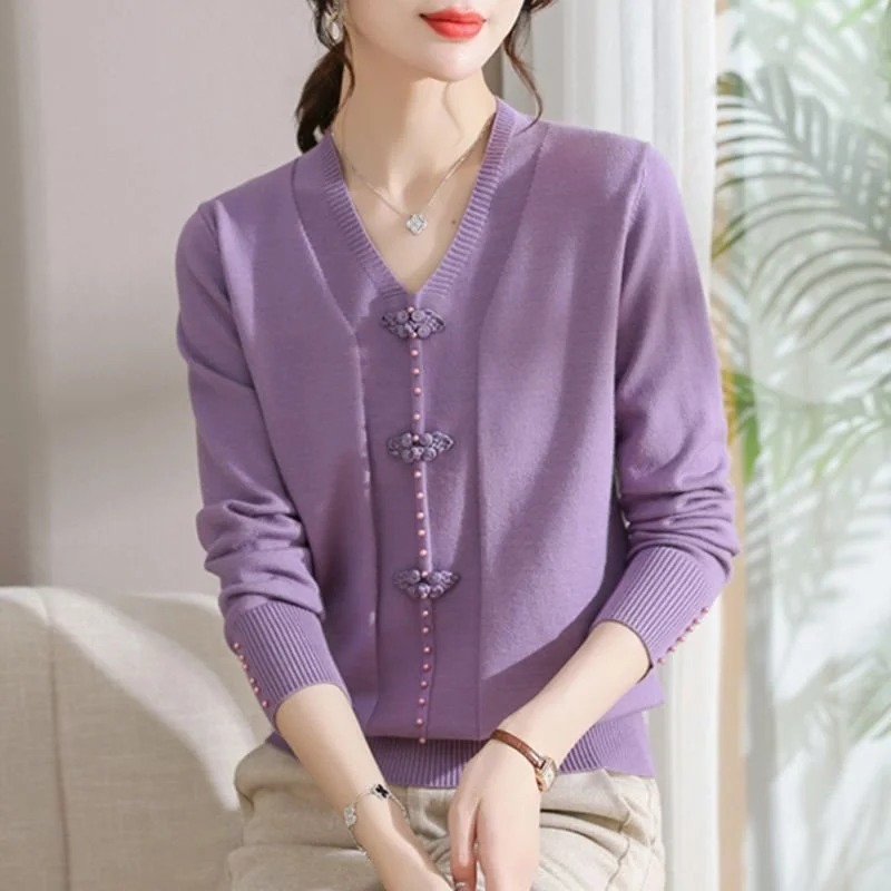 Autumn Middle-aged Mother Pullover Women's Sweater New 2024 Long Sleeve Fashion V-neck Casual Knitted Bottom Shirt Female Tops