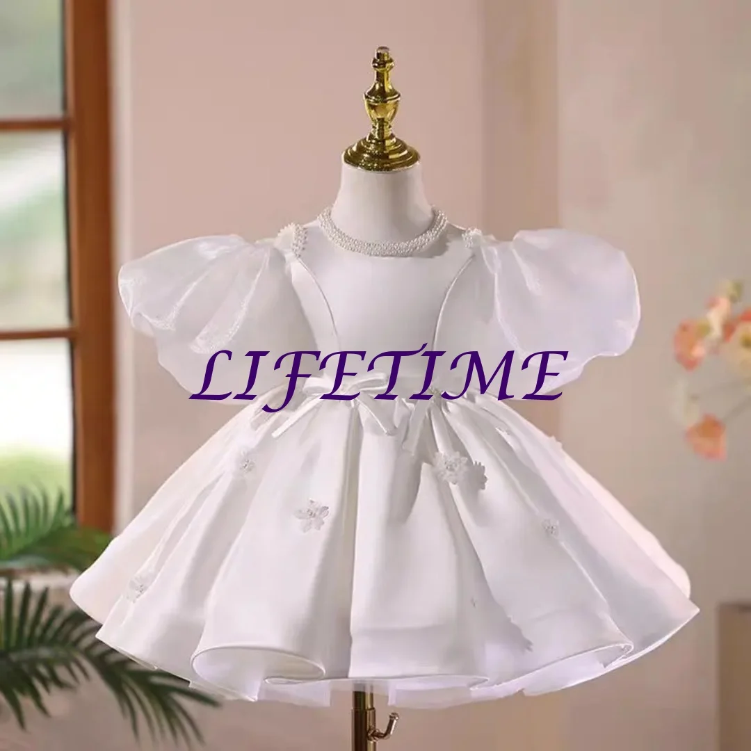 Aangepaste elegante witte bloemenmeisje jurk parels gezwollen mouw voor prinses kinderen bruiloft verjaardag communie feest baljurk