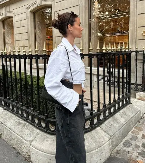 

Autumn Pure Cotton Women's Shirt Pocket Decoration Slim Casual Short Top with Elegant and Fashionable Temperament Short Shirt