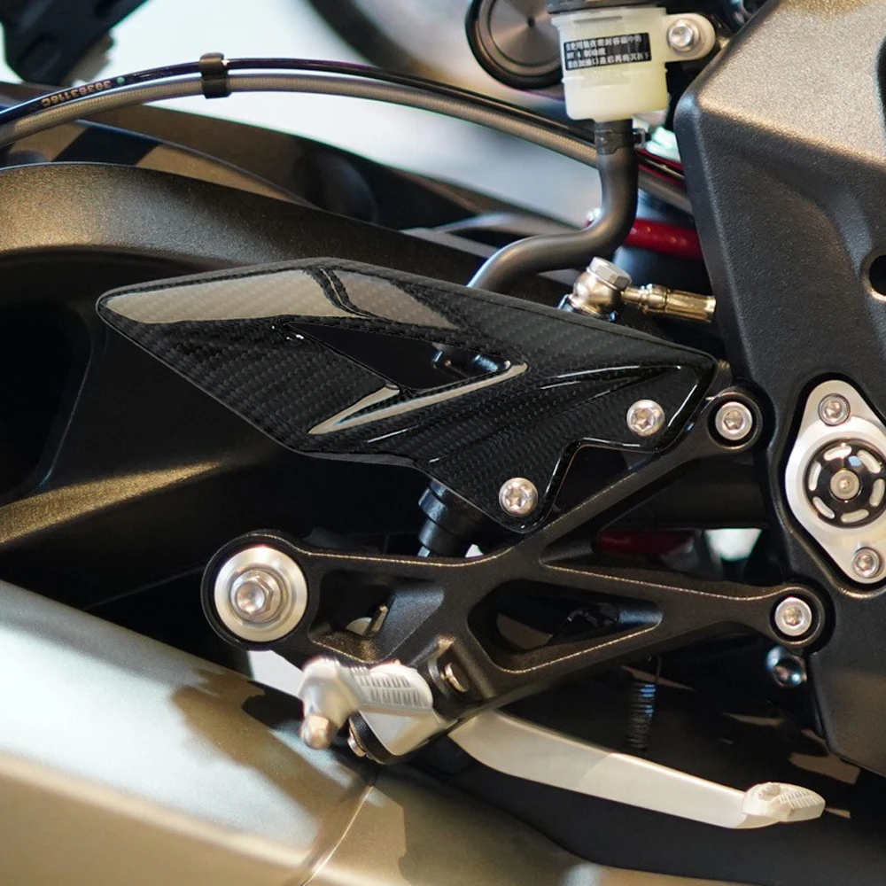 

Carbon Fiber Motorcycle Passenger Foot Pedal for Triumph Street Triple 765 / R / RS 2016-2025 Street Triple 660 S 2020-2024