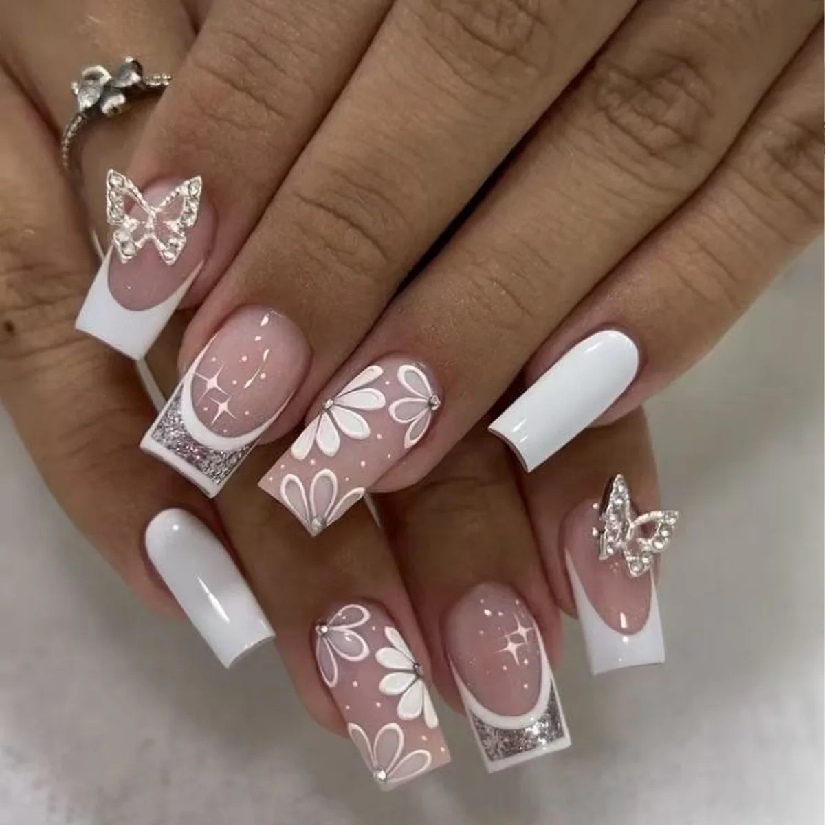 

24Pcs Mid-length Square French False Nails Press on 3D Butterfly Rhinestone Fake Nails Flower Shiny Powder Reusable Manicure Tip