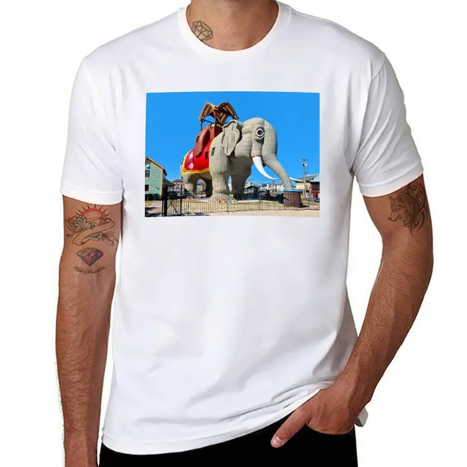 

Lucy the Elephant T-Shirt t shirt man cotton t shirts for man graphic tees T-Shirt