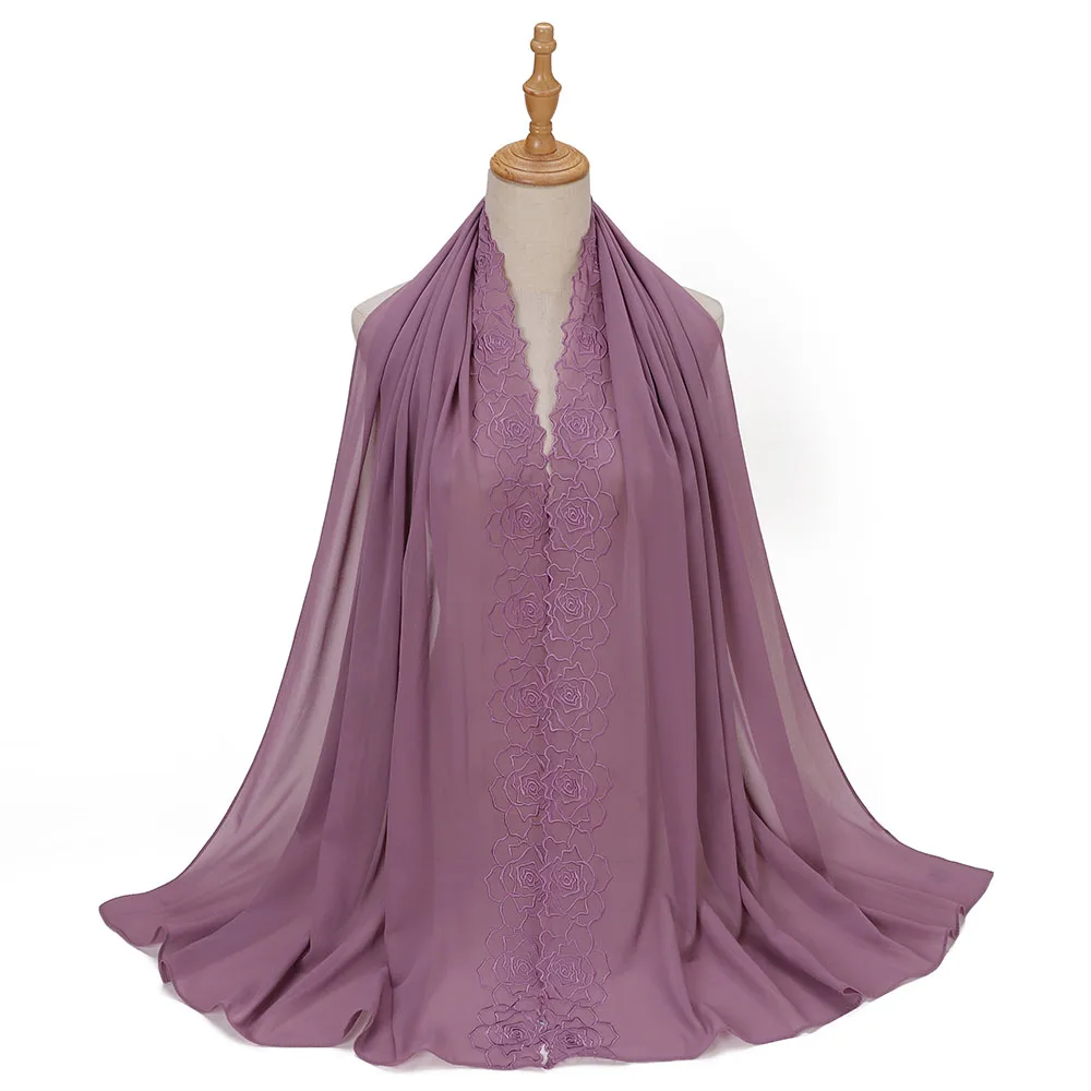Neuer Chiffon-Hijab mit floraler Rosenstickerei für muslimische Frauen, Kopftuch aus Malaysia, luxuriöser islamischer Ramadan-Eid-Kopfwickel, 70×180 cm – Detail 8