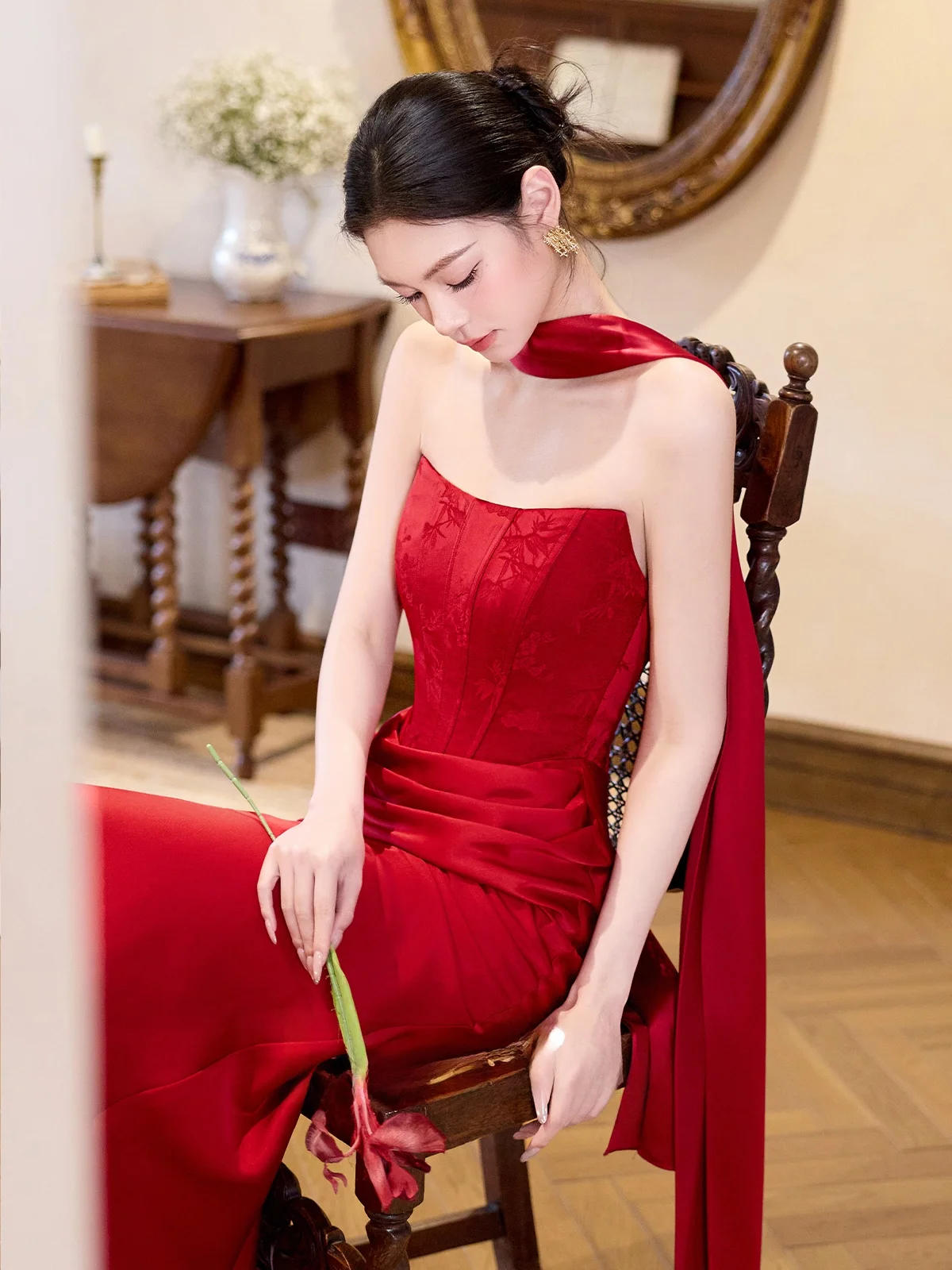 

Красное вечернее платье Liora на одно плечо с бантом, элегантное миди-платье для свадеб, вечеринок и других торжественных мероприятий