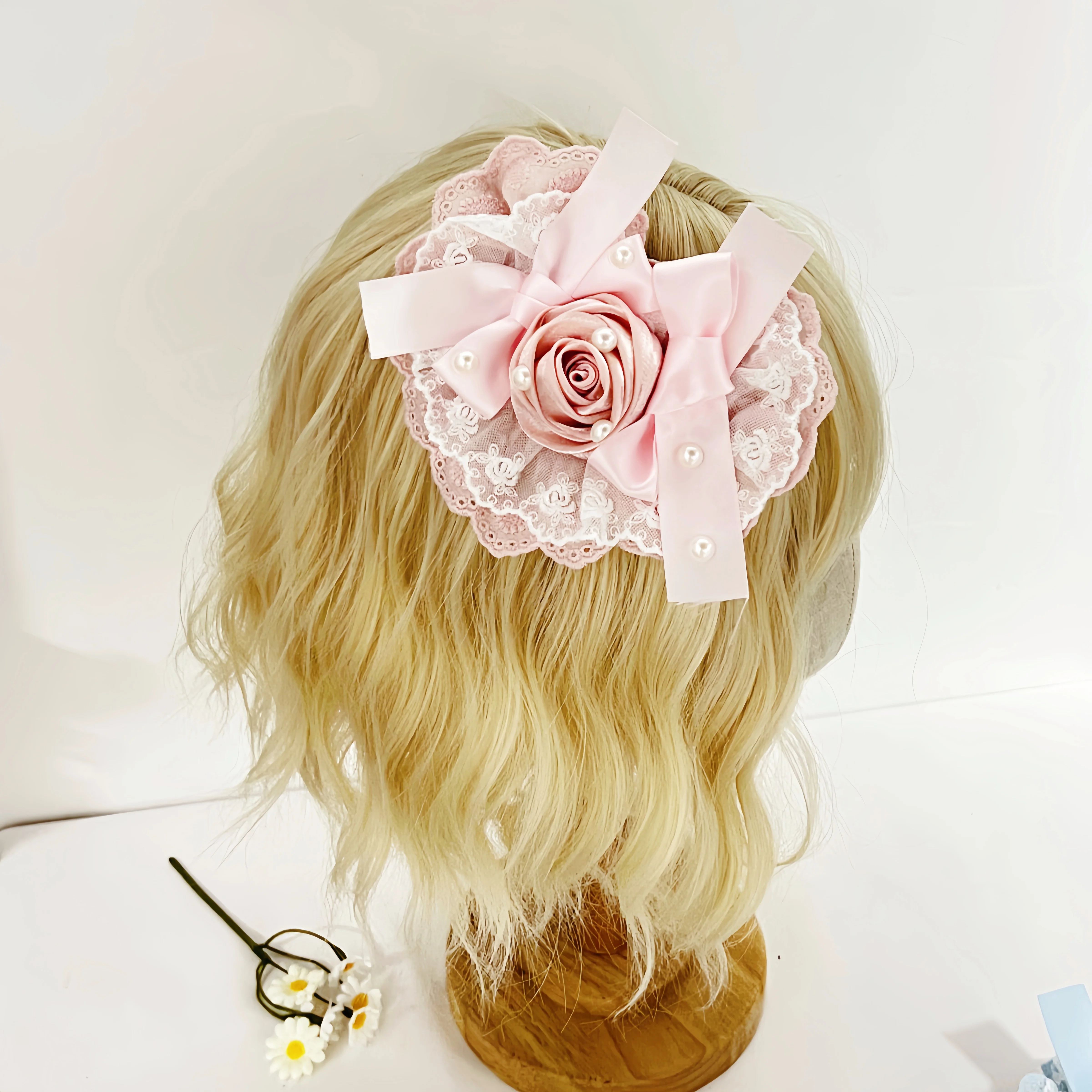 Opaska do włosów z kokardą w kształcie serca z spinkami do włosów dziewczyny Lolita koronkowa marszczona opaska na głowę słodka gwiazda haft Anime pokojówka Cosplay nakrycie głowy