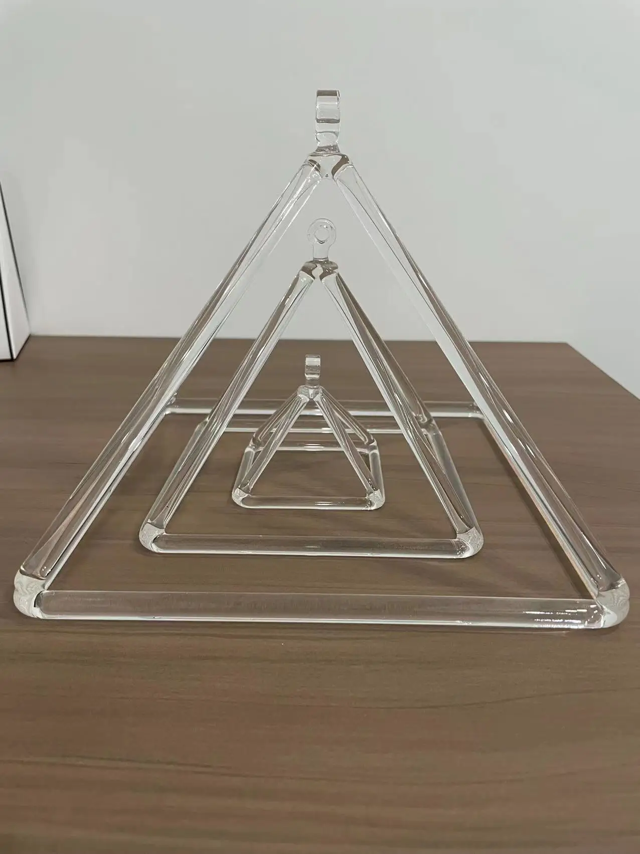 

4inch8inch12inch Quartz Clear Crystal Singing Pyramid for Sound Healing Yoga Relax with Free Mallet