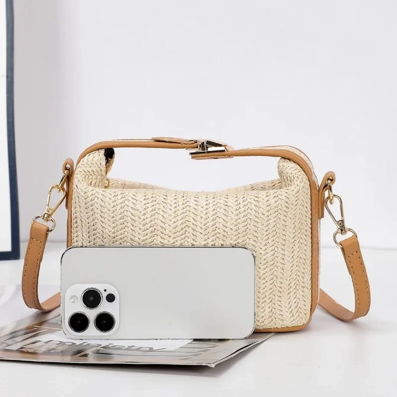 

Spring Woven Straw Handbag for Women - Boho Crossbody Shoulder Bag Casual Beach Tote Purse Lightweight Trendy Clutch