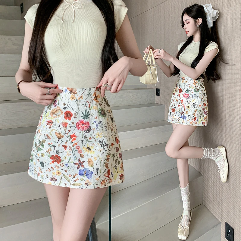 French Y2K Spice Girls High Waist Pleated Mini Skirt for Women Solid A-Line Hip-Hugging Casual Skirt with Sexy Floral Sequins