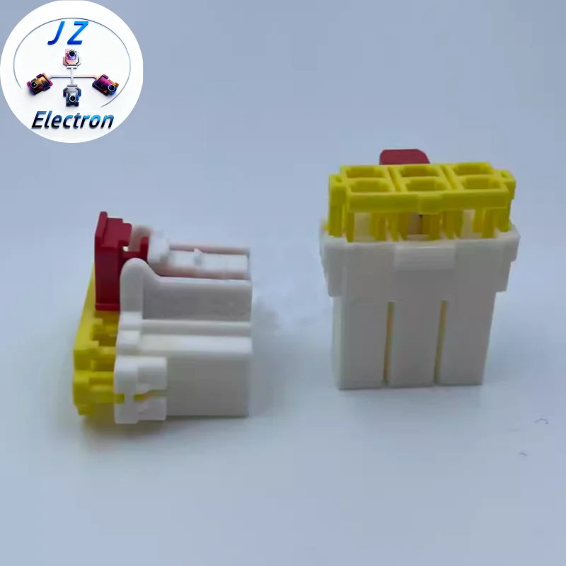 20PCS Original Genuine MG650887 Rectangular Connector Housings Automotive Smart Electronic Devices
