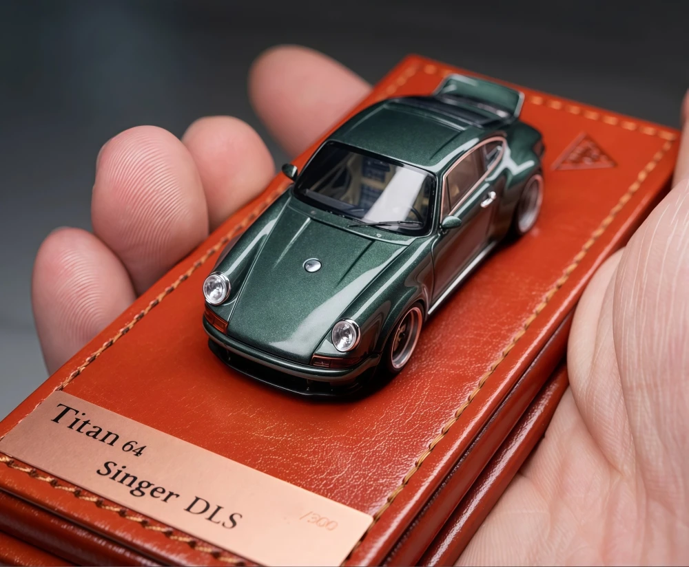 

Make Up 1:64 Singer DLS Goodwood Festival of Speed 2021 Resin Model Car