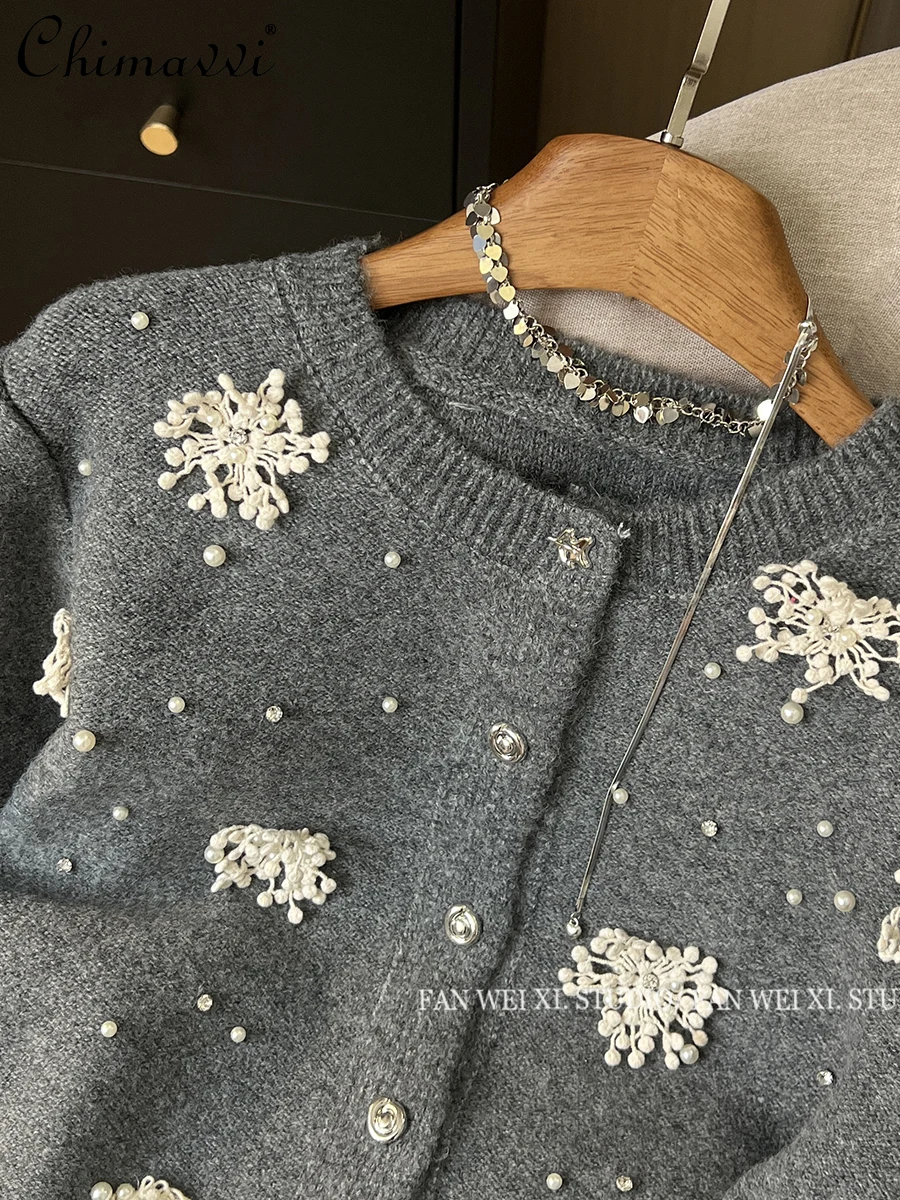 Moda cinza camisola casaco feminino outono e inverno novo pesado diamante grânulo tridimensional flor de malha cardigan topo