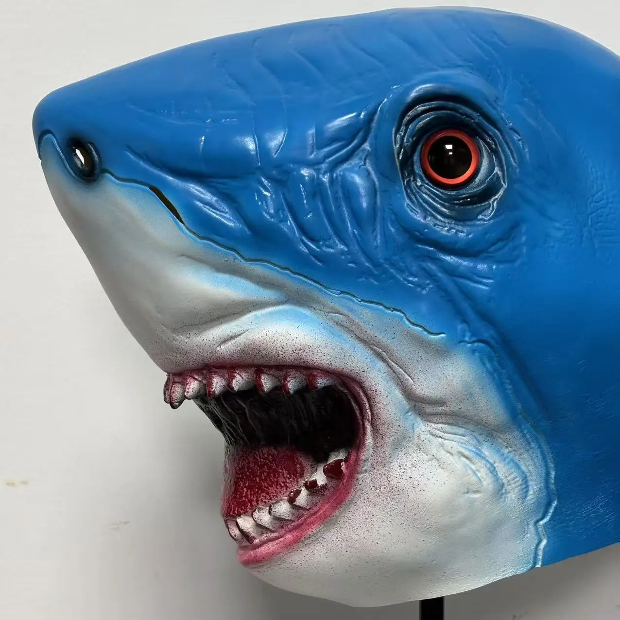 Hai-Maske für Erwachsene, Naturlatex-Hai-Kostümmaske für Halloween-Partys und Cosplay – Detail 5