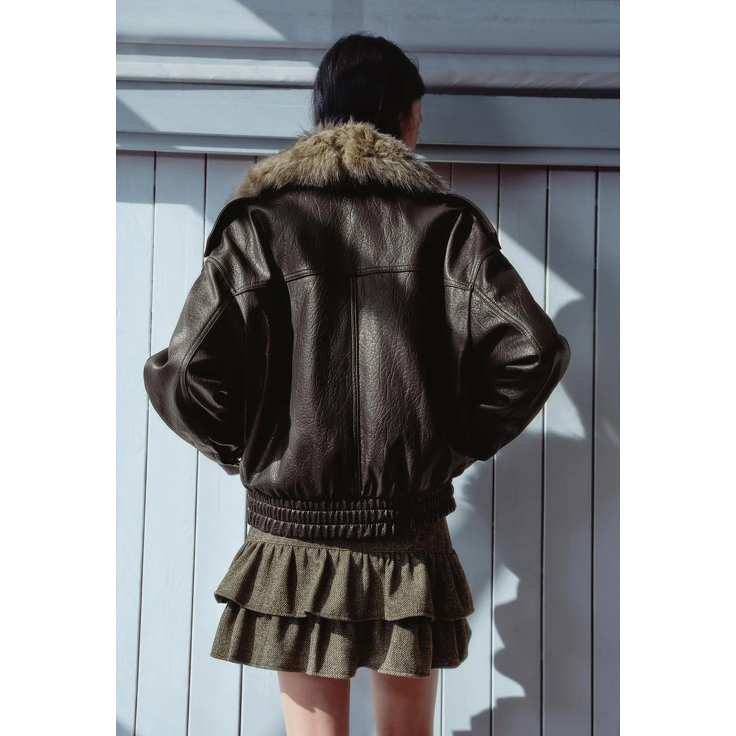 Inverno novo feminino couro do plutônio jaet longo sve gola destacável casaco solto ajuste europeu sle fibra de poliéster v-ne botão