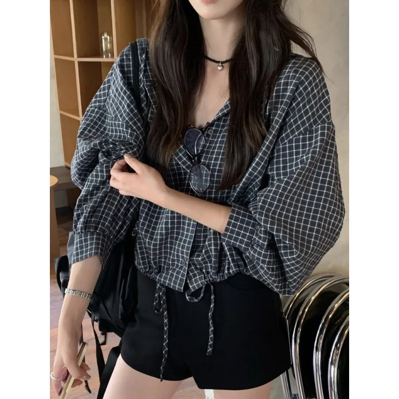 

2026 Autumn New Lazy Wind Contrasting Color Hooded Plaid Shirt Short Coat Women