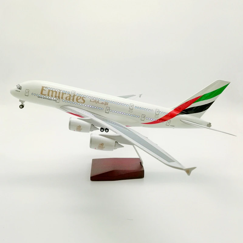 1/160 Scale UAE United Arab A380 Airplane Model 46CM With Sound And LED light Diecast Airline Aircraft Toys Collective Model