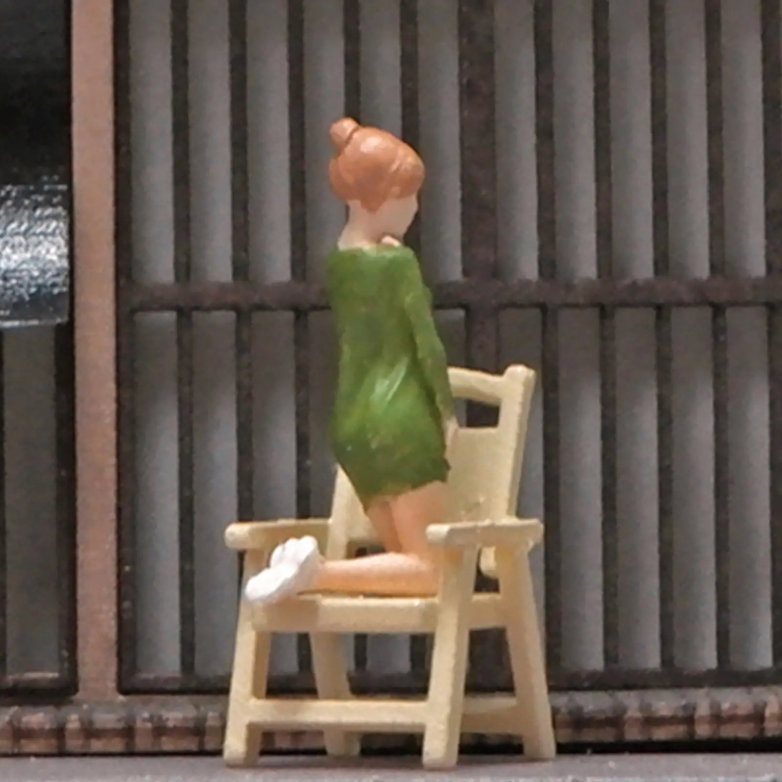 

1/64 People Figures Tiny People Model Desk Decoration DIY Crafts Miniature People Figurines for Micro Landscapes
