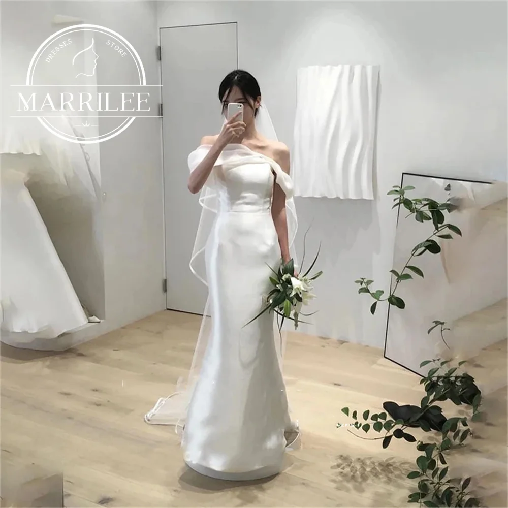 Marrilee 심플 메이메이드 원숄더 얼룩 웨딩 드레스, 우아한 바닥 길이 민소매 보트넥 백리스 신부 가운, 한국 