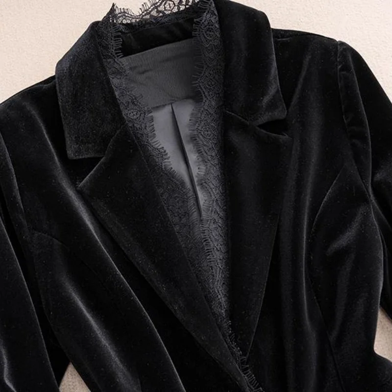 

Korean Fashion Black Velvet Blazer Women 2025 New Autumn Suit Splicing Lace Womens Jacket High-end Button Office Lady Coat