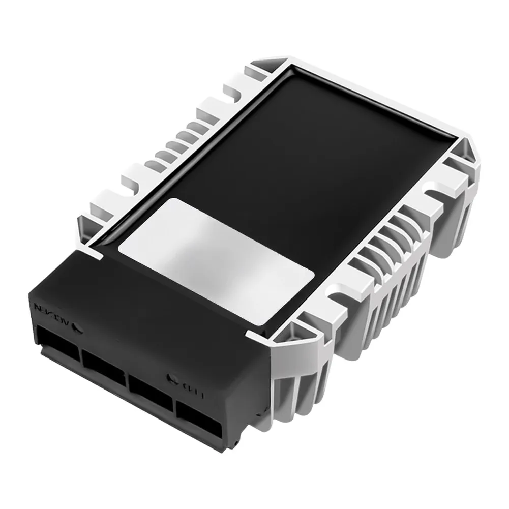 60A 24V to 13.8V DC-DC Converter with Short Circuit Reverse Polarity and Over Temperature Protection for Off-Road and Marine Use