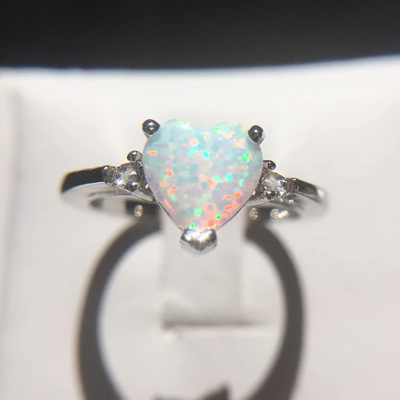 

2022 NEW Retro Heart Opal Couple Ring For Women Circular Geometry Diamond Crystal Engagement Valentine's Day Gift Party Jewelry