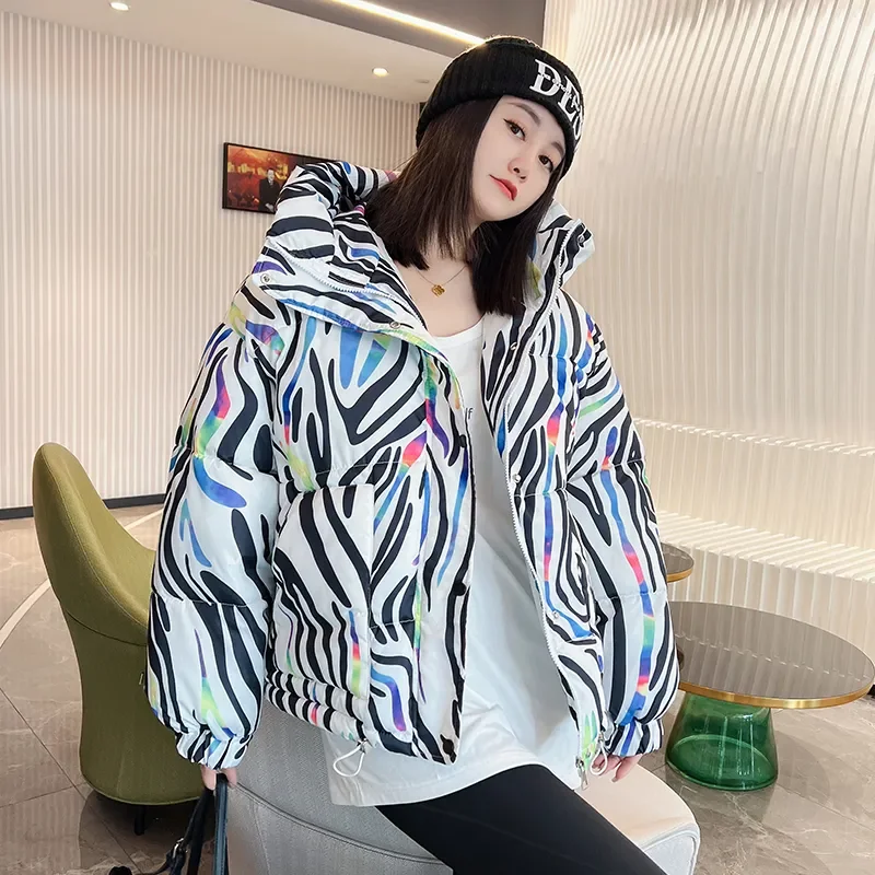 2023 Winter Short Women Hooded Jacket Street Fashion Large Siz Clothing Coat Women Color Graffiti Printed Cotton Jackets Outwear