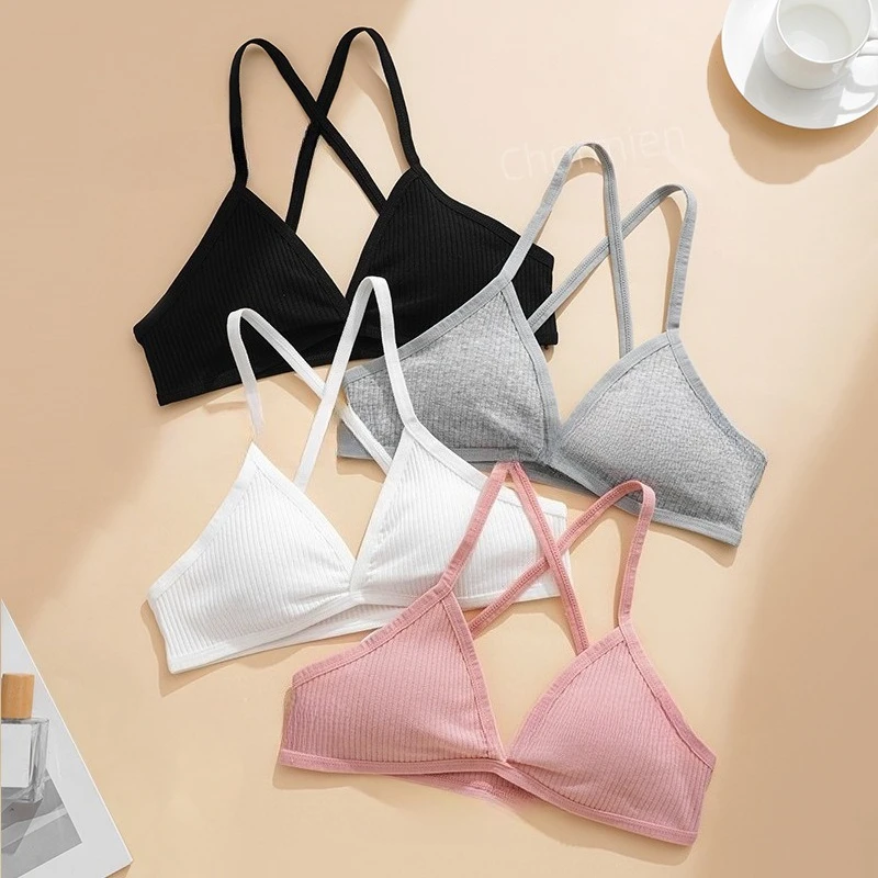 French Style Women Ribbed Bralette Wire‑free No‑Padding Triangle Cup Deep V Cross‑Back Bra for Daily Yoga