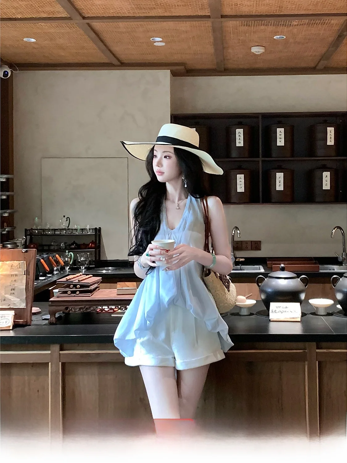 Syqiao Summer Blue V-neck Flower Bud Doll Shirt Women's Hanging Neck Design Casual Loose Fit Mid-length Pure Color Top
