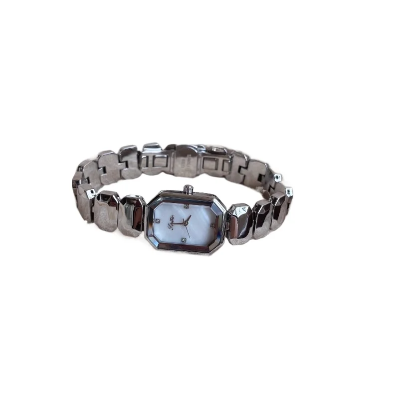 

Niche light luxury small rock candy watch exquisite and simple temperament fritillary workplace girls quartz watch