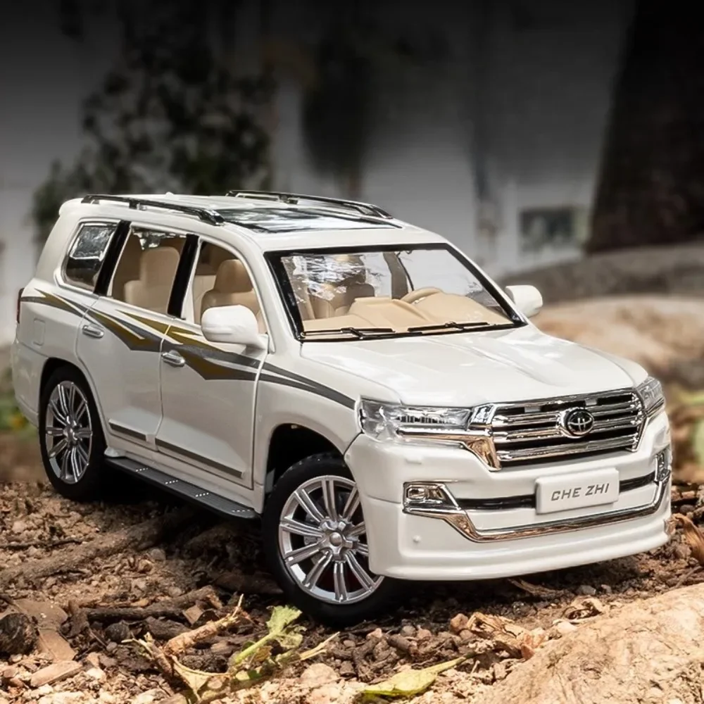 

1:24 Toyota Land Cruiser SUV Car Model Toy 6 Doors Opened Pull Back Simulation Sound Light Alloy Diecast Vehicle Children Toys