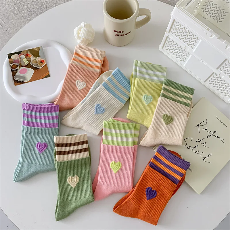 

Women Cotton Socks Stripes Love Heart Embroidery Cotton Crew Socks Cute Kawaii Harajuku Streetwear Lolita Girls Calcetines Mujer