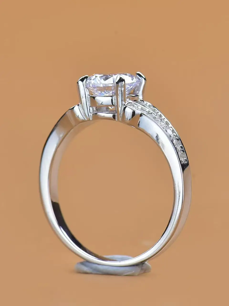 spring-rain-high-quality-d-color-d-level-moissanite-051ct-silver-plated-gold-s925-silver-ring-fashion-simple-elegant