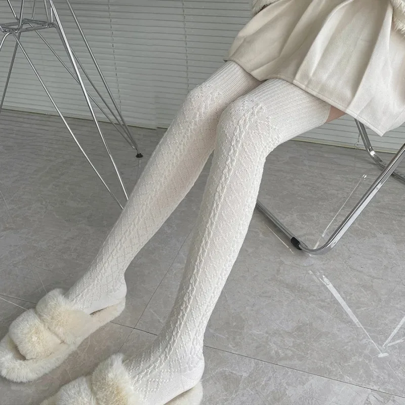 

Женские классические полосатые носки до колена, осенние черно-белые серые утепленные теплые носки до бедра, модные удобные длинные чулки