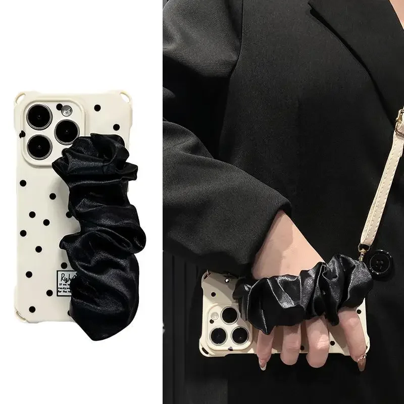 

Popular Black Polka Dot Wristband Phone Case For Iphone X XR 11 12 13 14 15ProMax Four Corner Lanyard Anti-Fall Back Cover Case