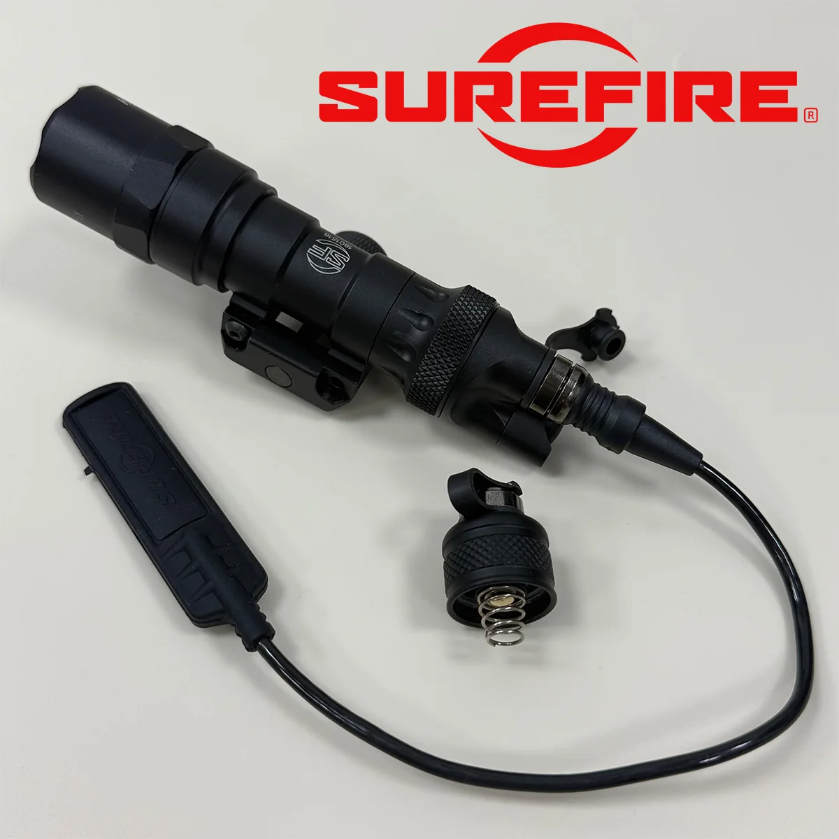Tactical Surefire M300B M300C M600B M600C Metal LED Scout Light with Dual Function Pressure Switch Fits 20mm Picatinny Rail