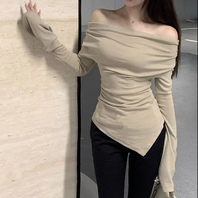 Slim Fit Long Sleeve T-Shirt Women's Early Autumn New Style Waist Cinched Sexy Shoulder Bared Side Neck Design Korean Style