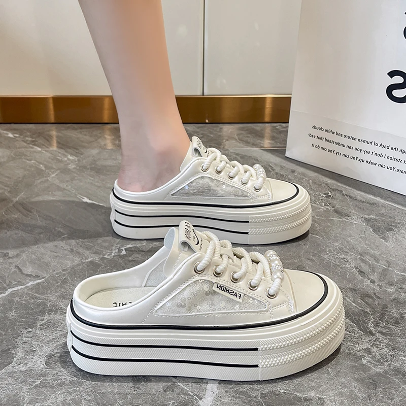 

Elegant Open-Toe Slippers Women's Summer Outdoor Fashion 2026 New Style White Flat Sandals No Heel Ultra Popular Half Slippers