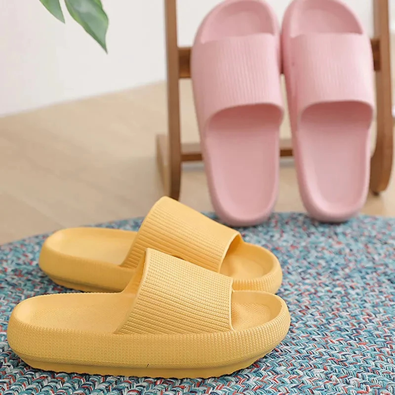 Thick Platform Bathroom Home Slippers Women Fashion Soft Sole EVA Indoor Slides EVA Sandals Summer Non-slip Flip Flops