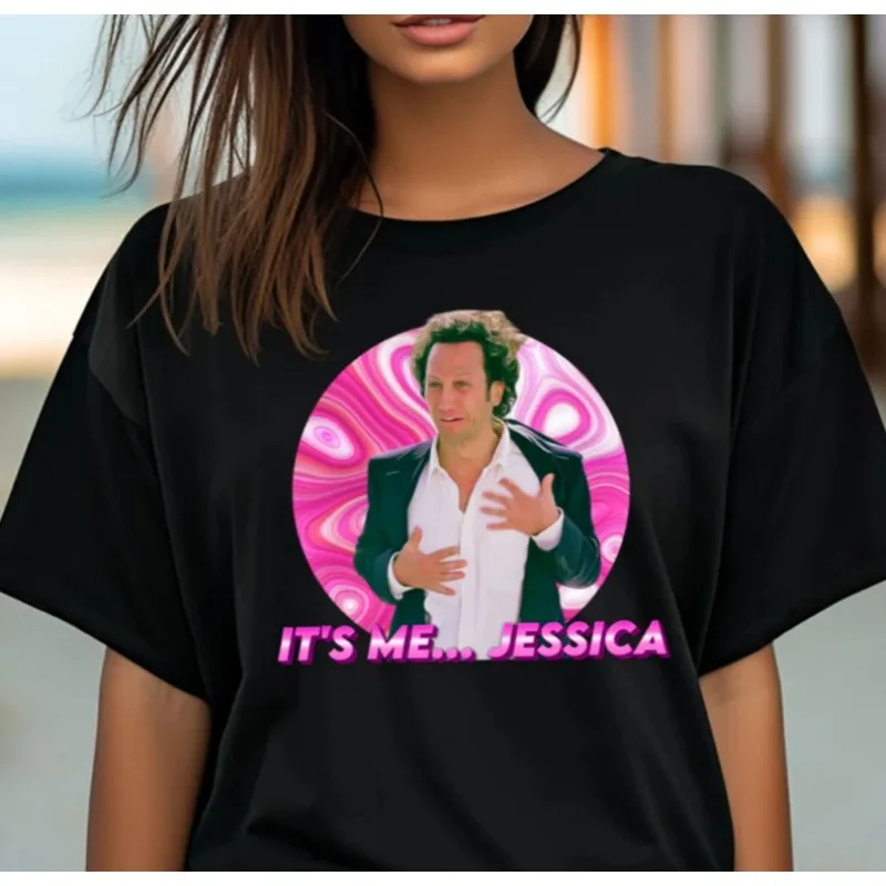 

Футболка It's Me Jessica, футболка из фильма «Горячая курица», футболка в стиле комедии Роба Шнайдера