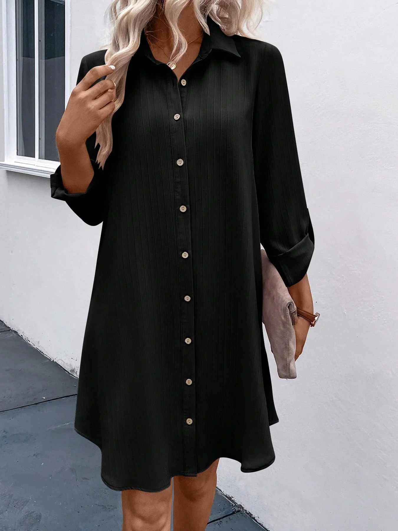 Elegant Women's Long Dress, Stylish Design for Special Occasions & Daily Wear, Perfect Fit Medium-Length Gown for Ladies