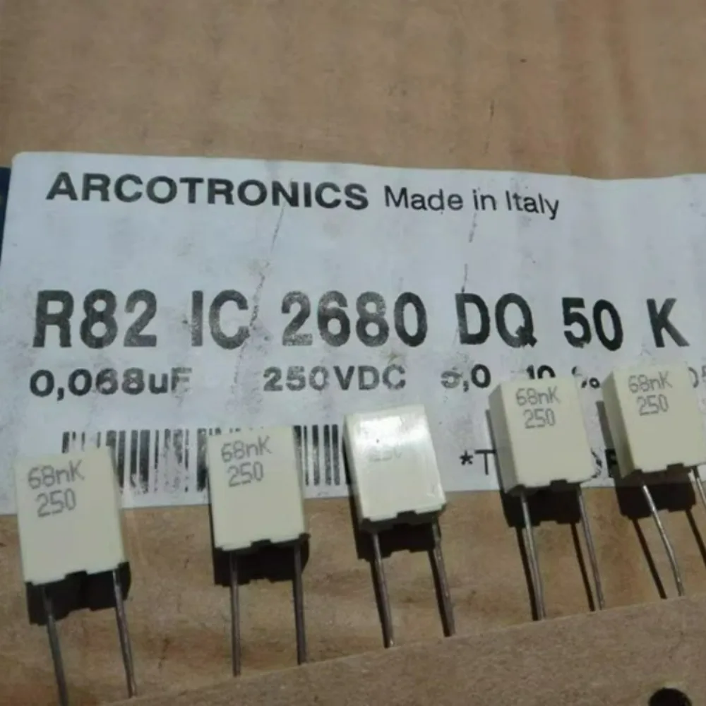 

20PCS AV R82 0.068uf/250V 68nf 683 Brand New 5mm Film Capacitor