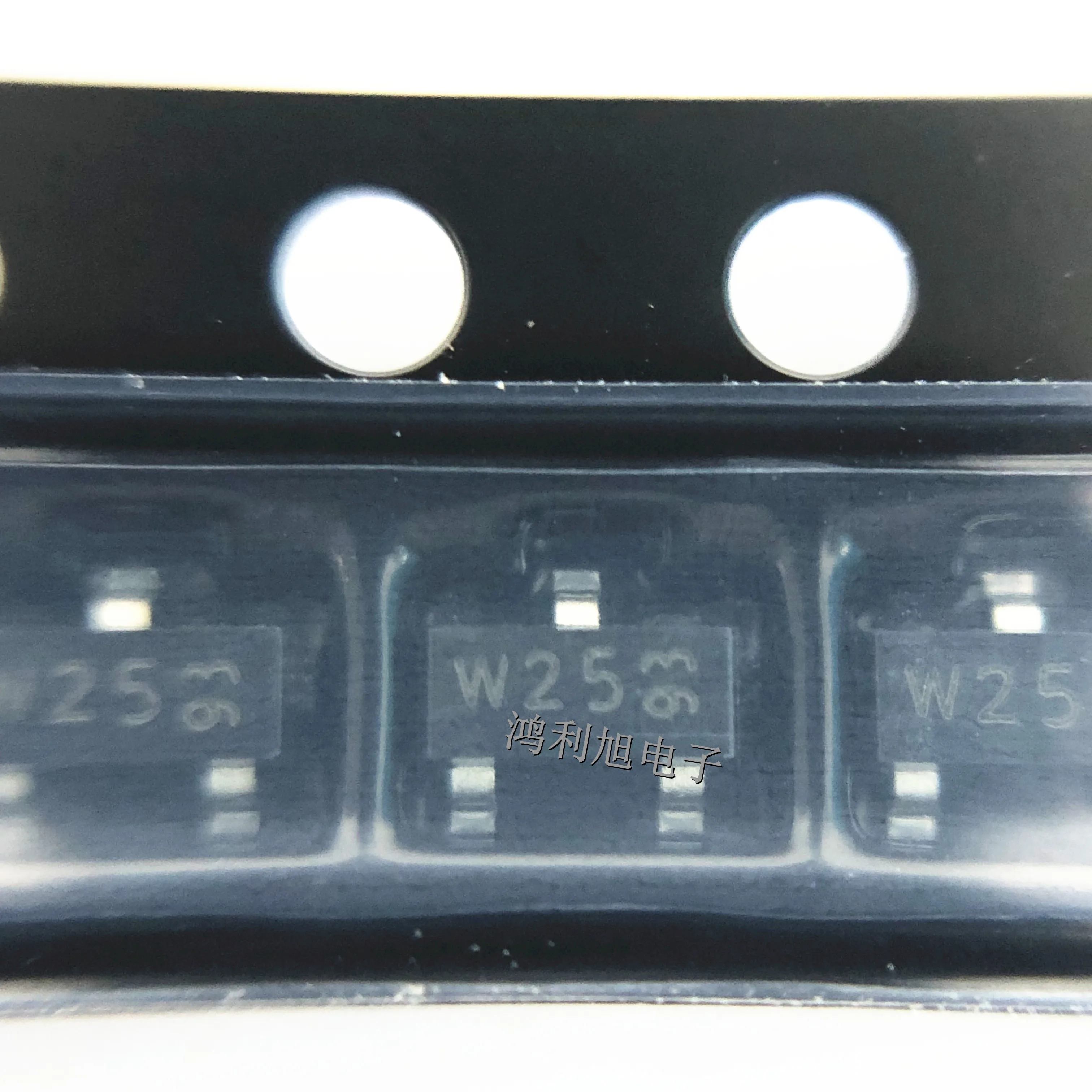 50 Pz/lotto PDTC123JT PDTC123JT,215 MARCATURA: W25 Trans Digitale BJT NPN 50 V 0.1A 250 mW 3 Pin SOT-23 T/R