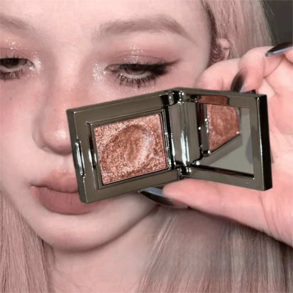 新しいポテトグリッターブルーアイシャドウメタリックダイヤモンドハイライトアイシャドウ明るくするパープルグリーンアイメイク女性化粧品