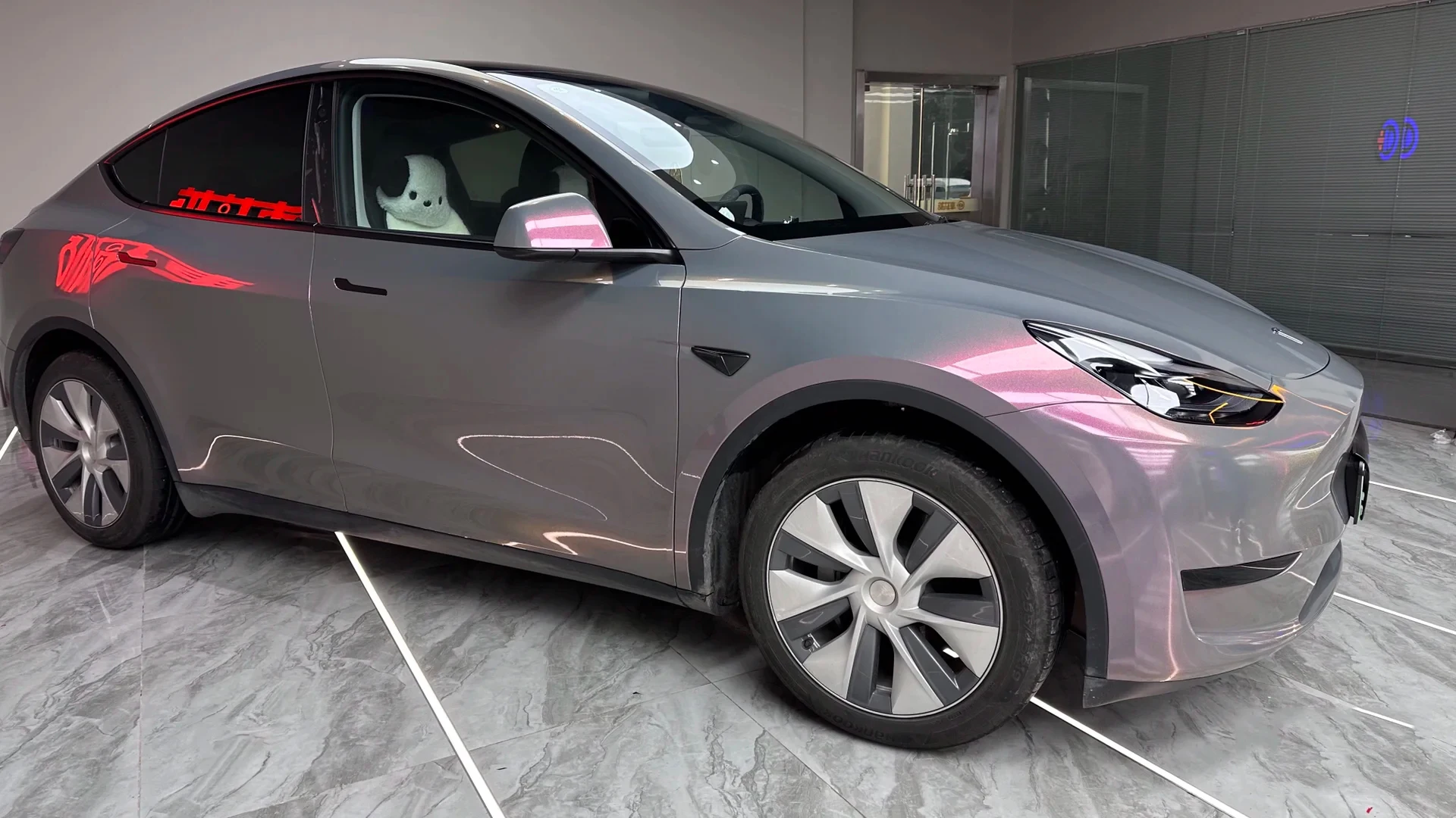 

PET Liner Car Body Wrap in Metallic Vinyl for Vehicle Customization